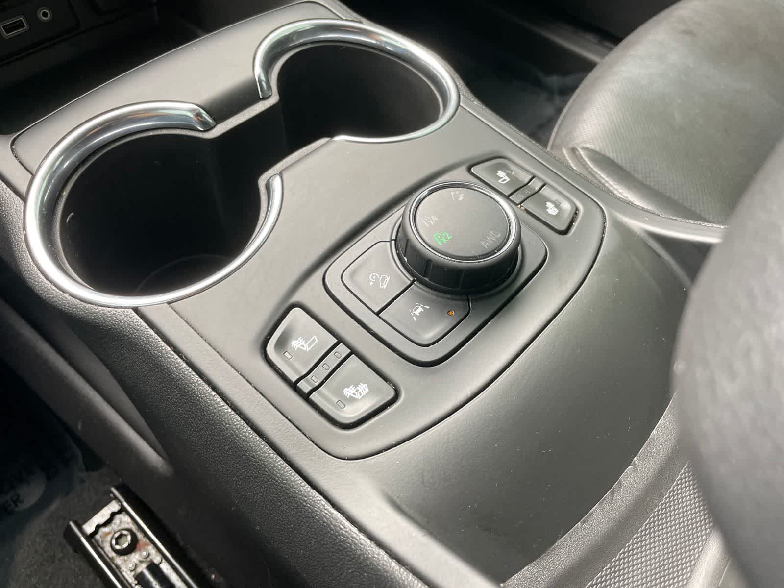 Thumbnail: 2023 GMC Terrain - 18