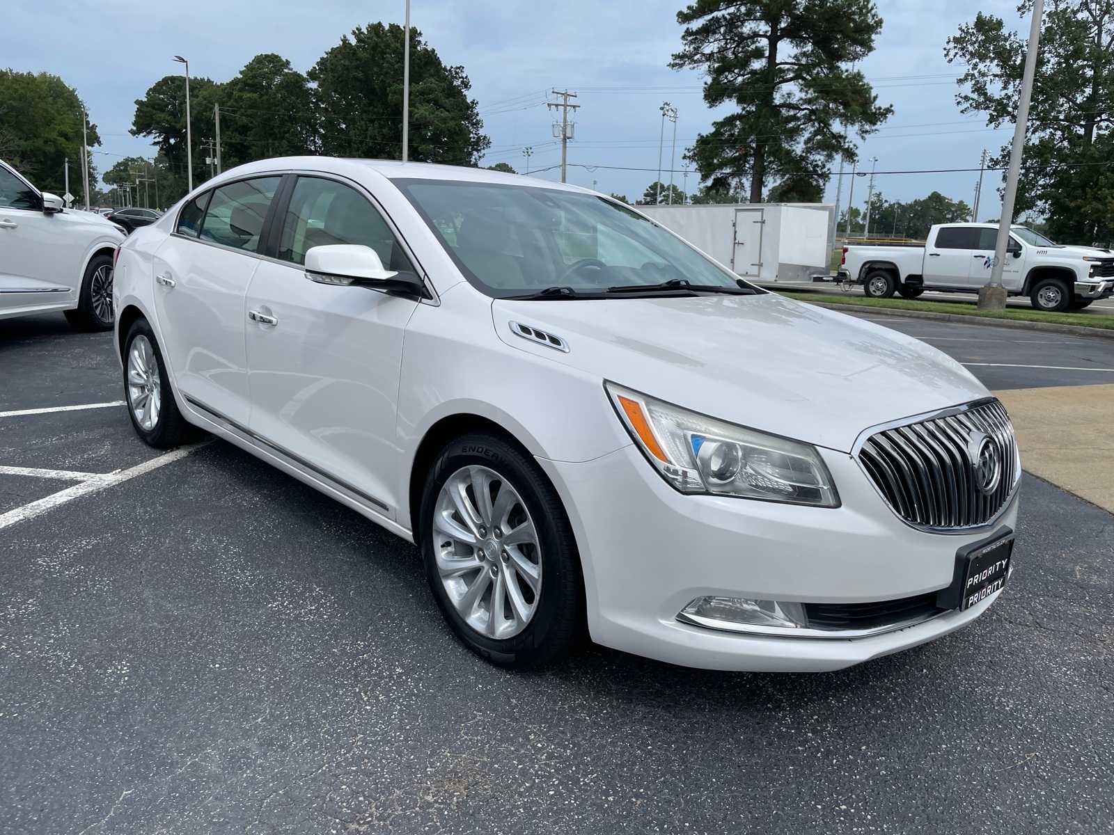 Thumbnail: 2015 Buick LaCrosse - 7