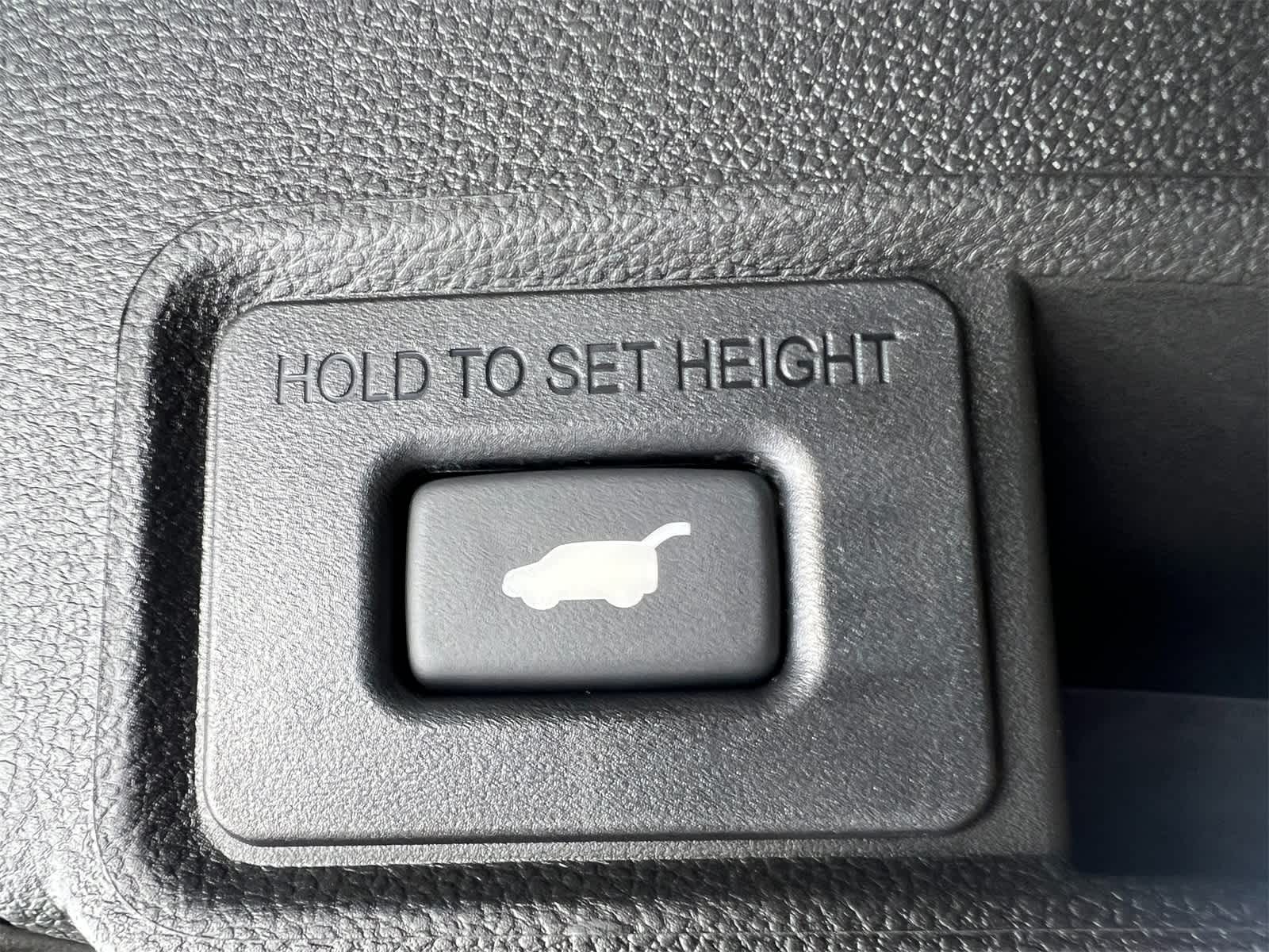 Thumbnail: 2026 Acura RDX - 34