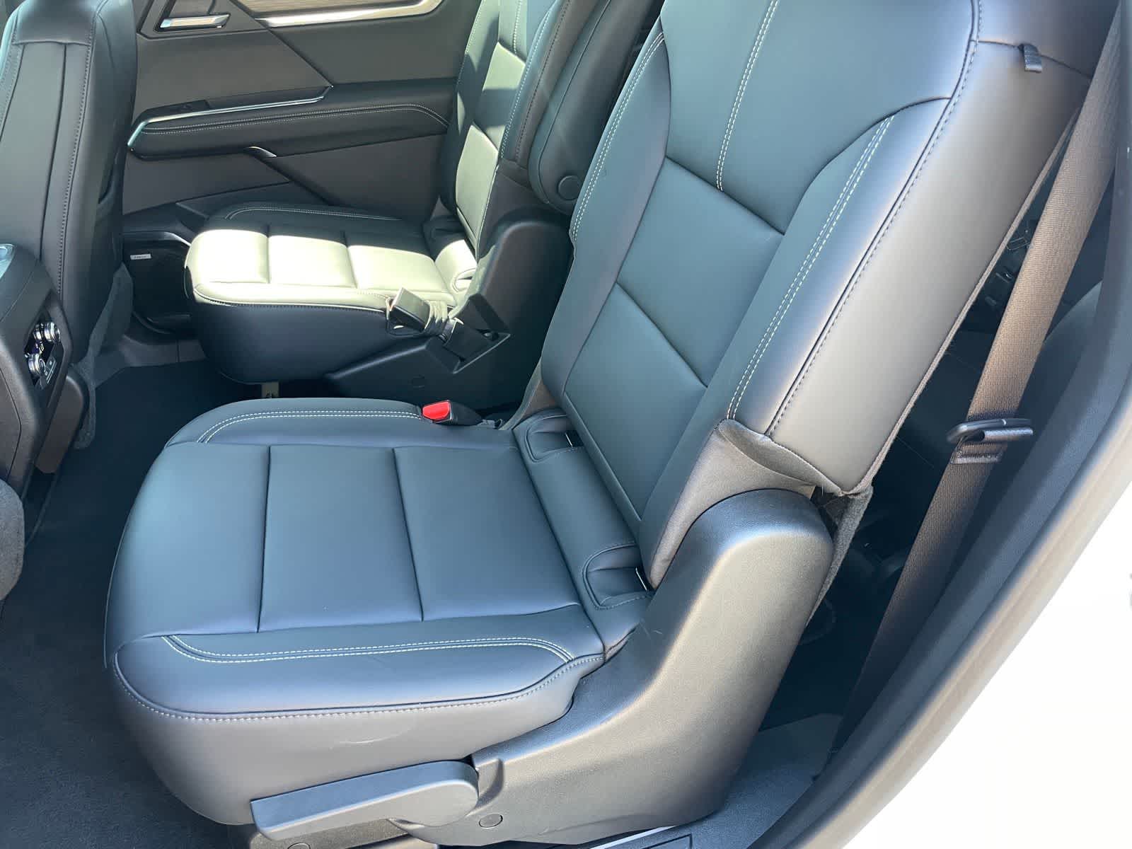 Thumbnail: 2026 GMC Acadia - 21