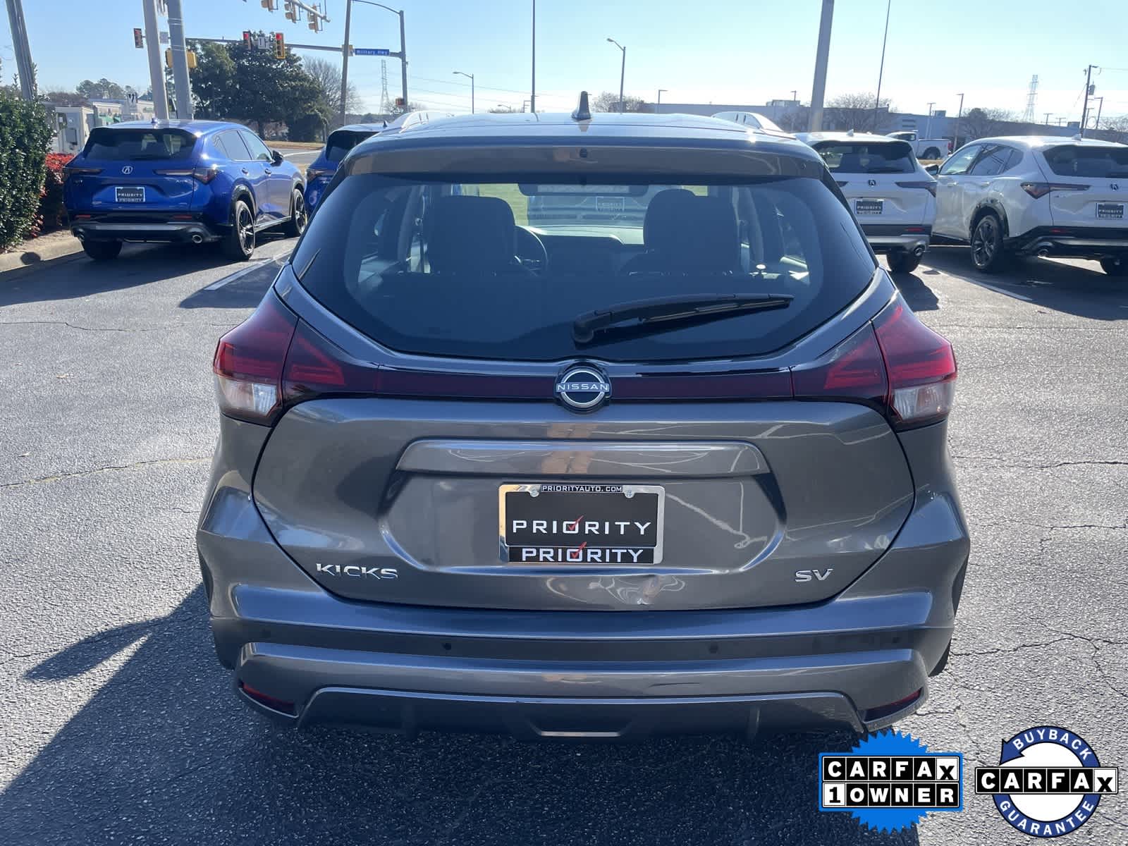 Thumbnail: 2023 Nissan Kicks - 4