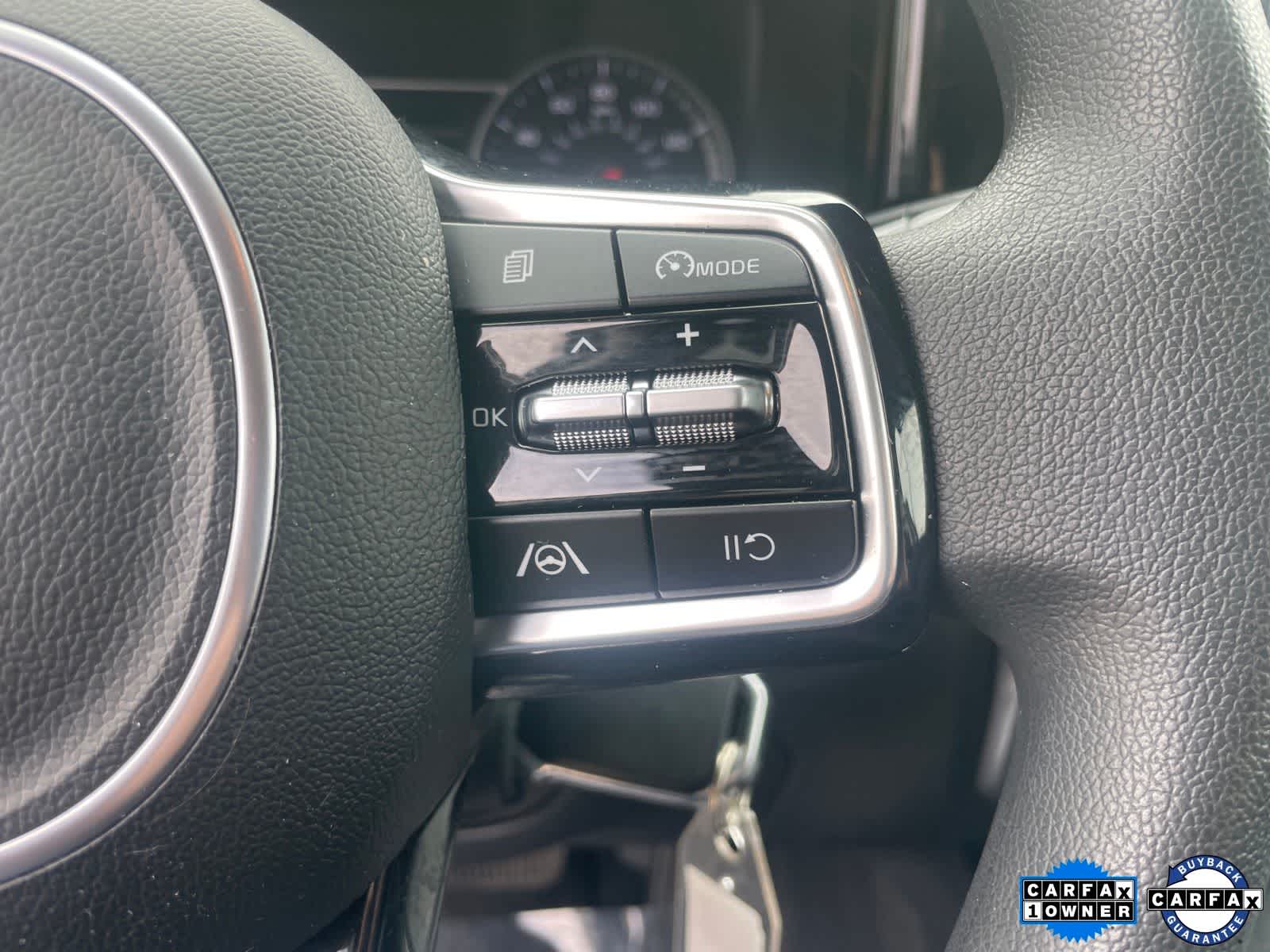 Thumbnail: 2023 Kia Sorento - 15