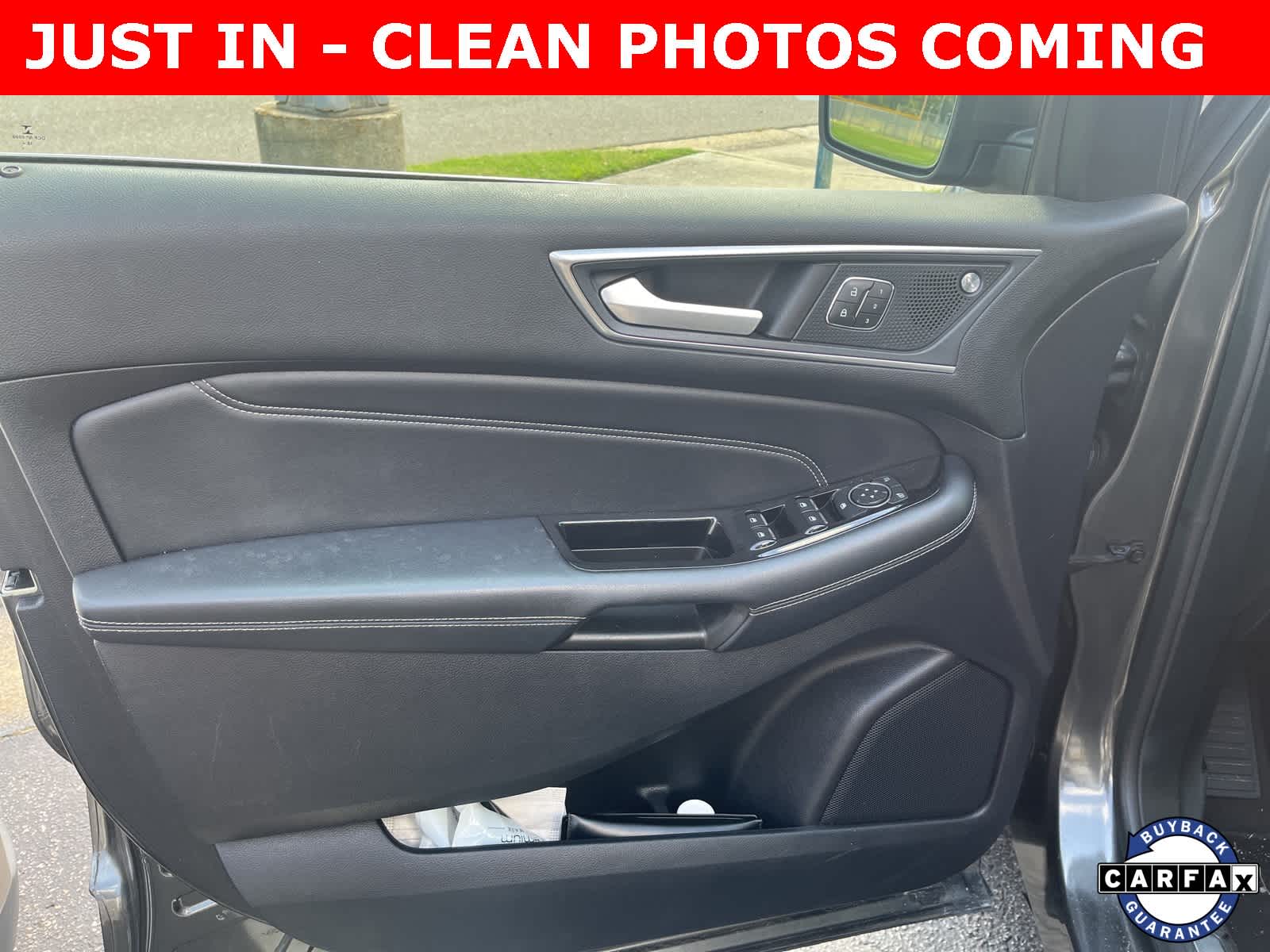 Thumbnail: 2019 Ford Edge - 10