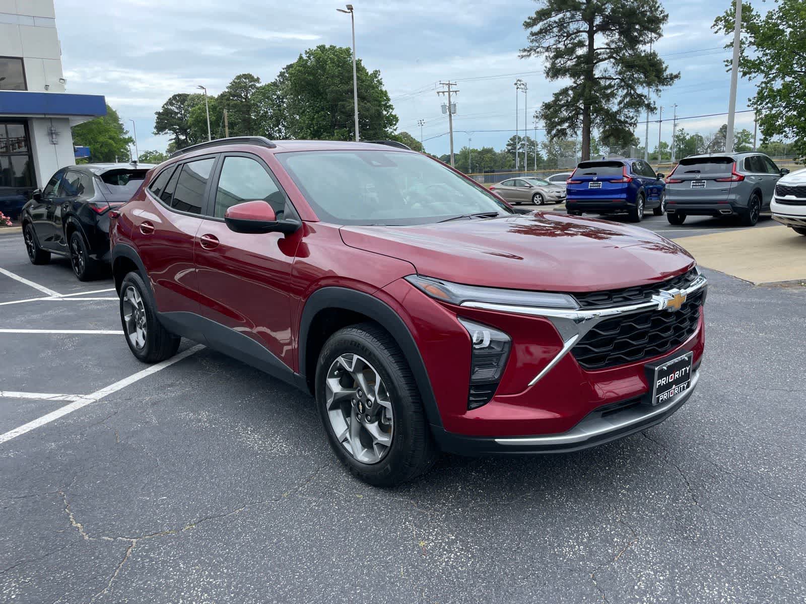 Thumbnail: 2025 Chevrolet Trax - 7