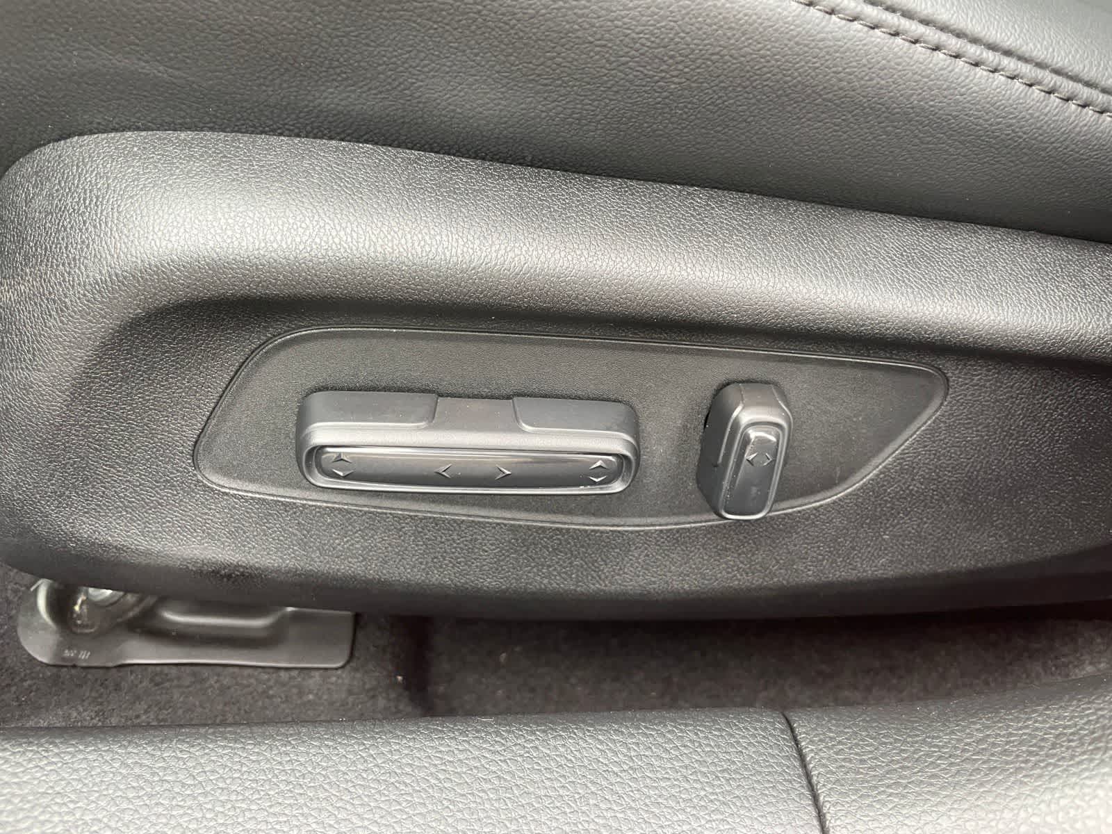 Thumbnail: 2023 Acura Integra - 10