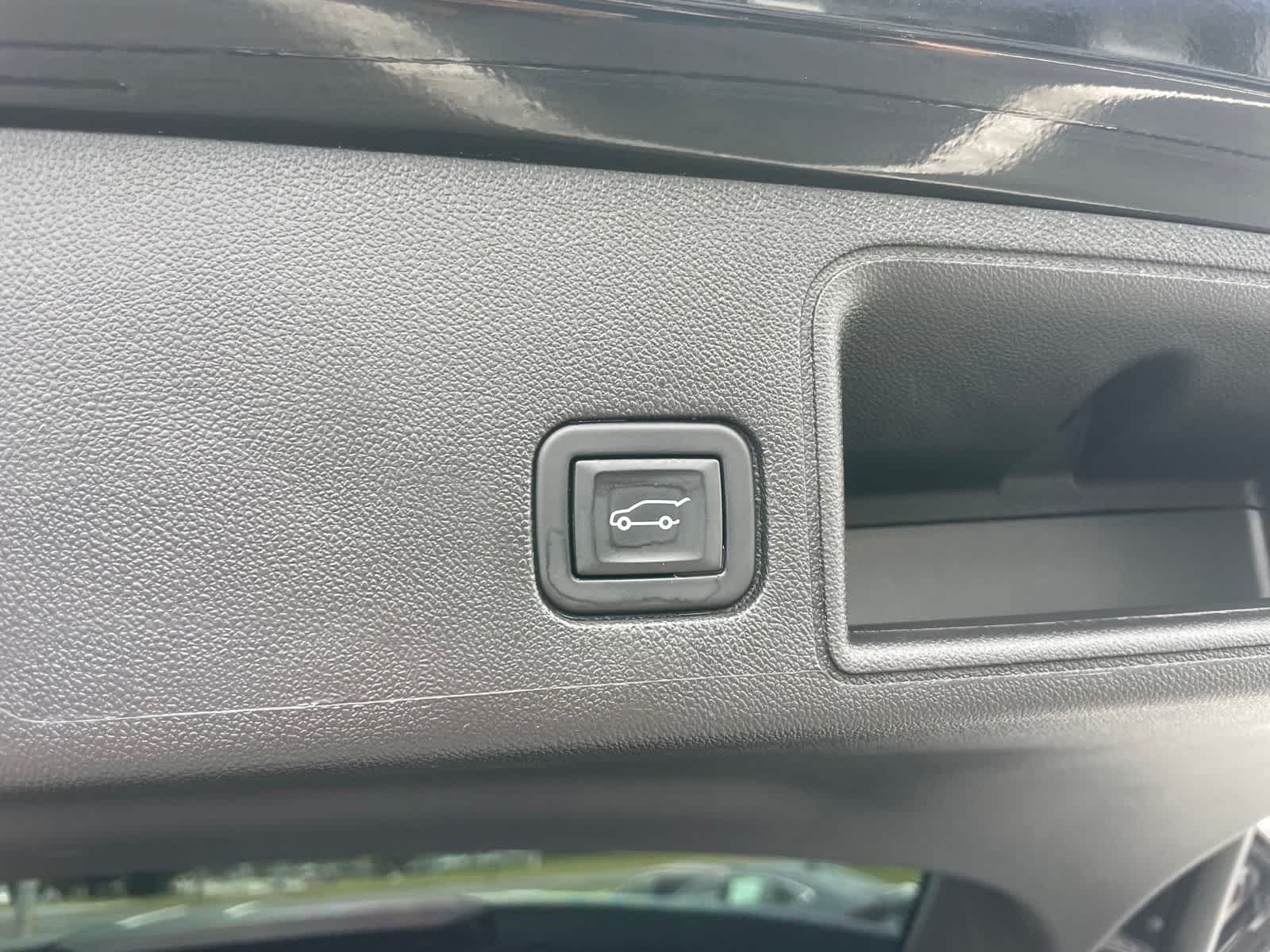 Thumbnail: 2023 GMC Terrain - 23