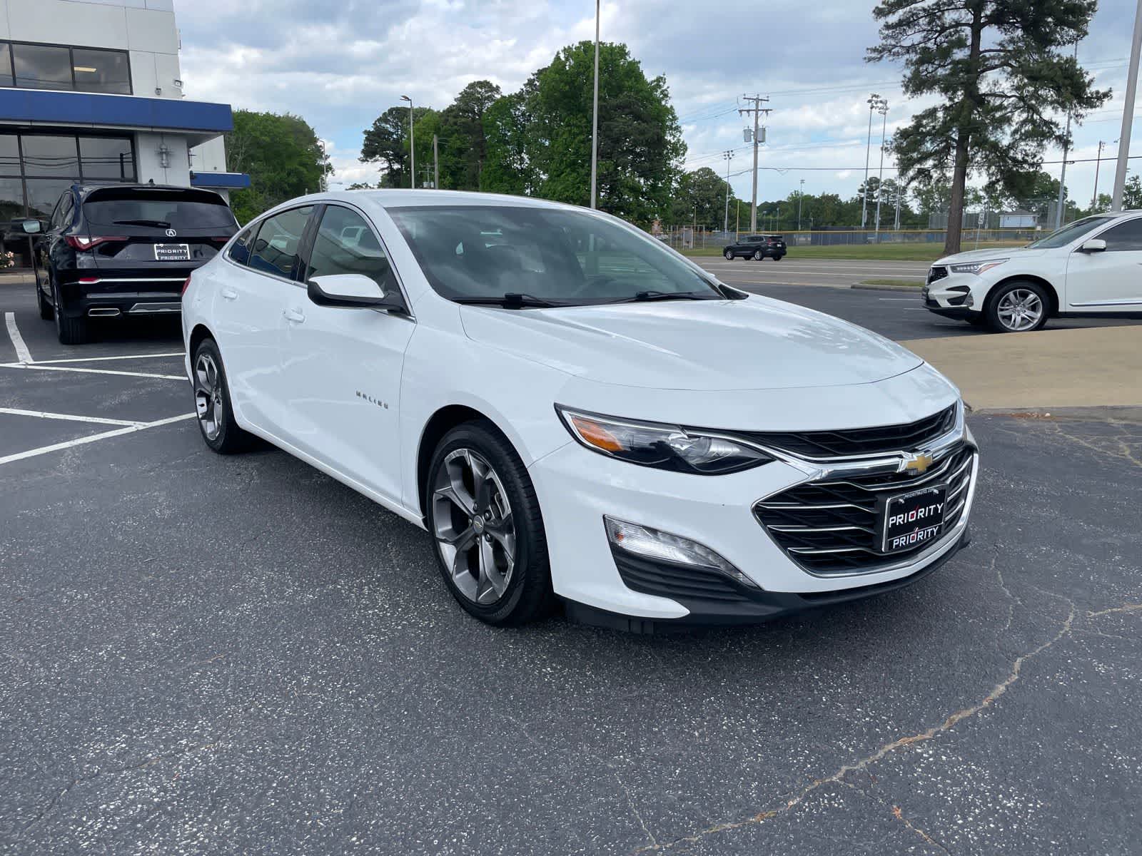 Thumbnail: 2023 Chevrolet Malibu - 7