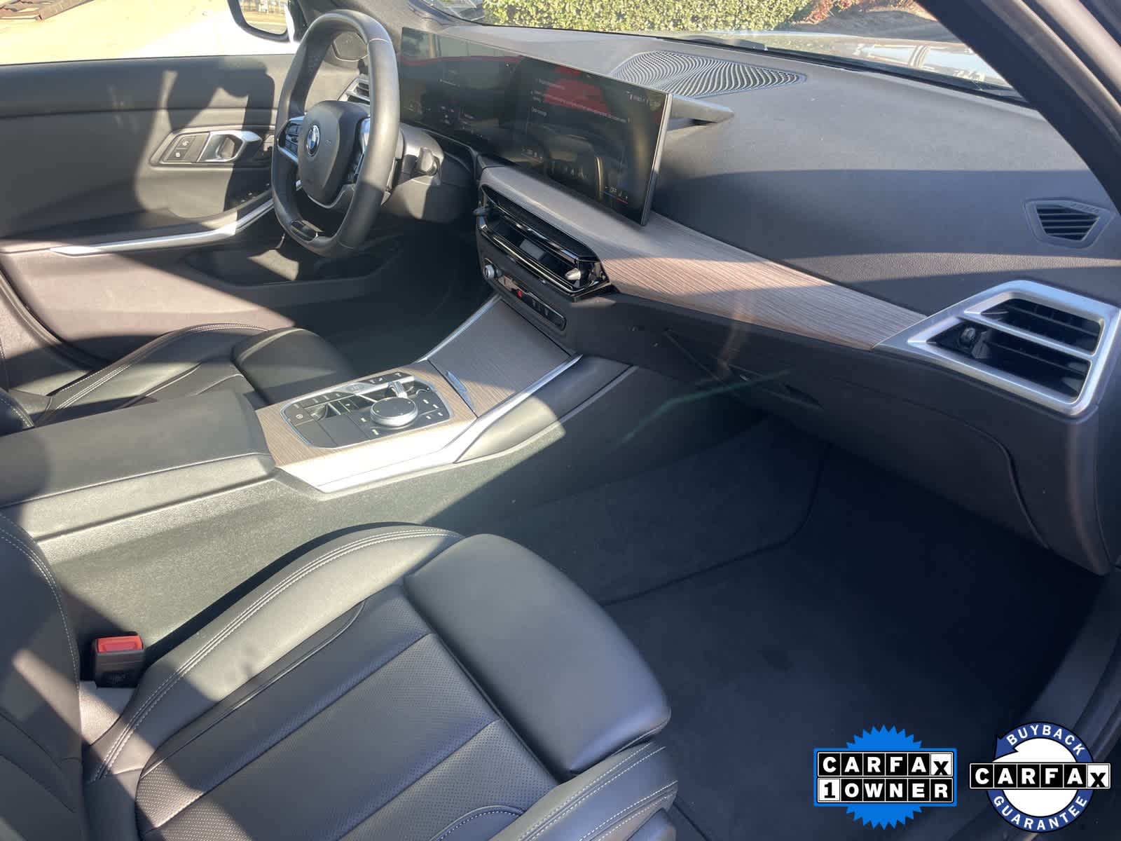 Thumbnail: 2025 BMW 3 Series - 23