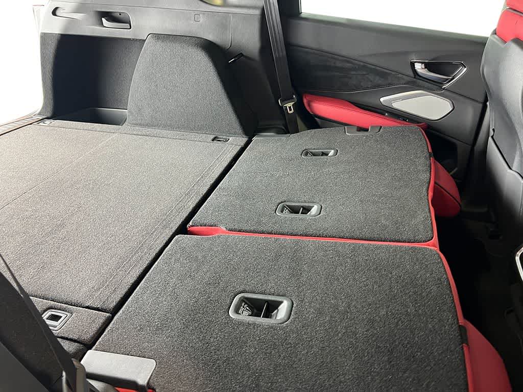 Thumbnail: 2026 Acura RDX - 38