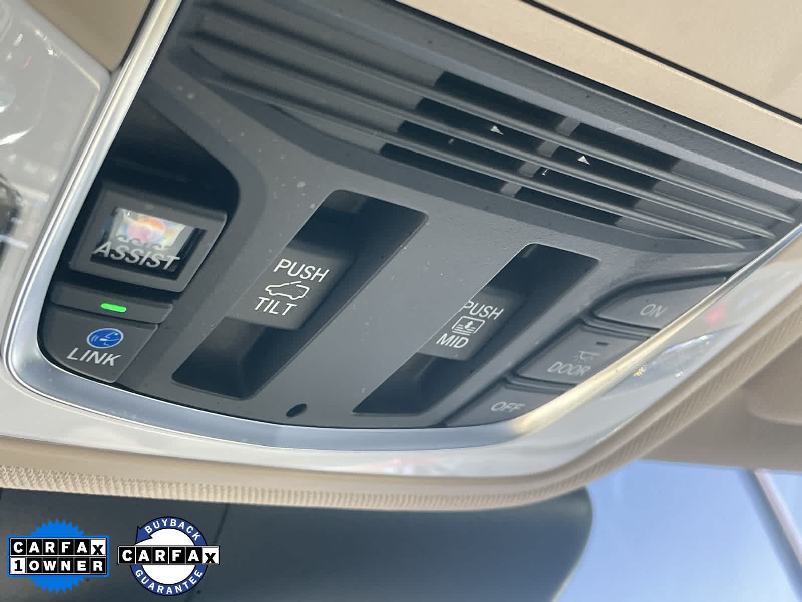 Thumbnail: 2024 Acura RDX - 24