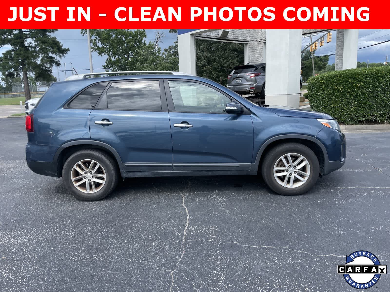 Thumbnail: 2014 Kia Sorento - 6