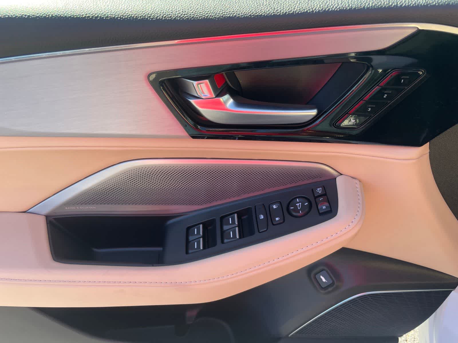 Thumbnail: 2025 Acura MDX - 11