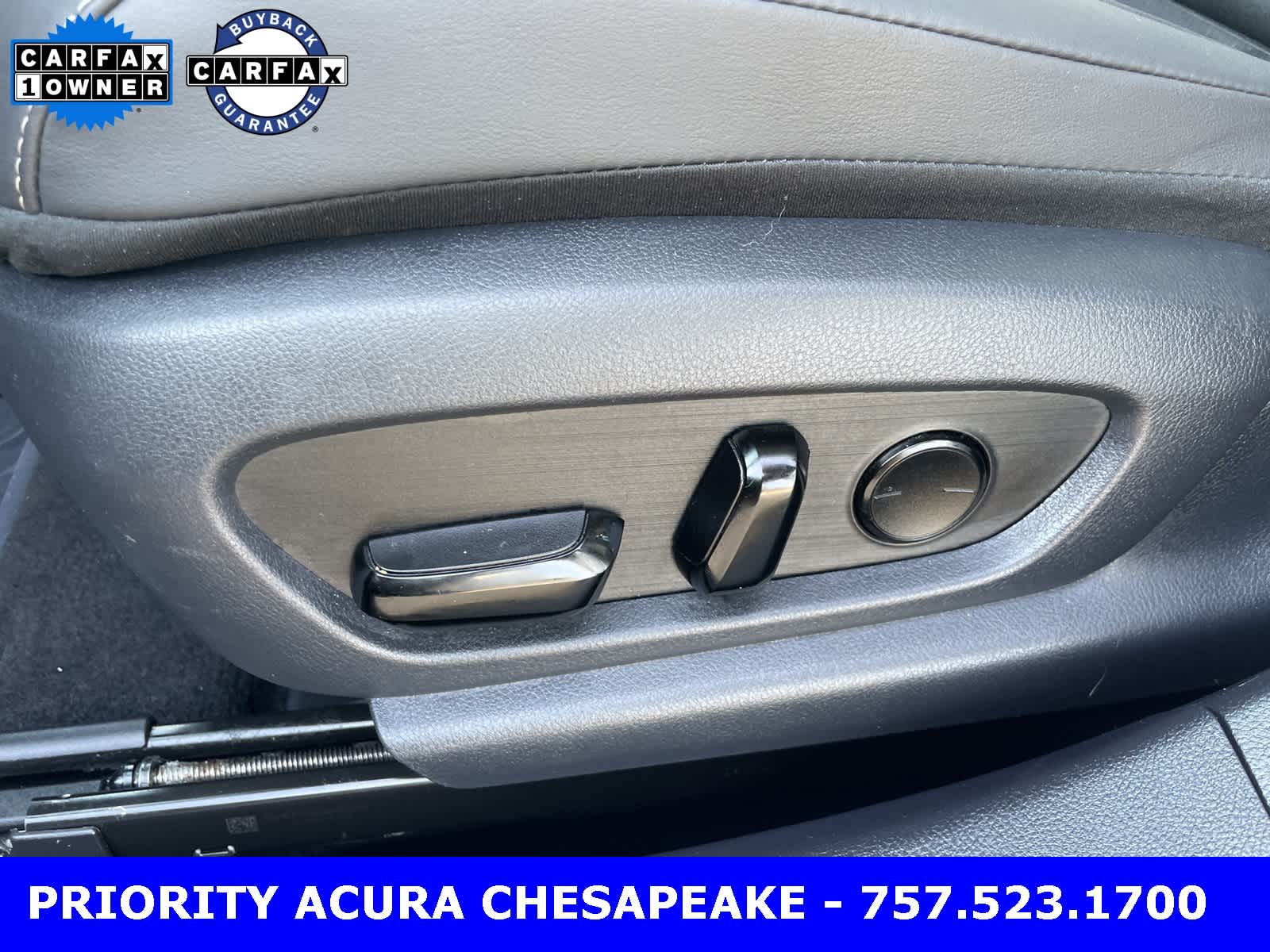 Thumbnail: 2024 Lexus ES - 9