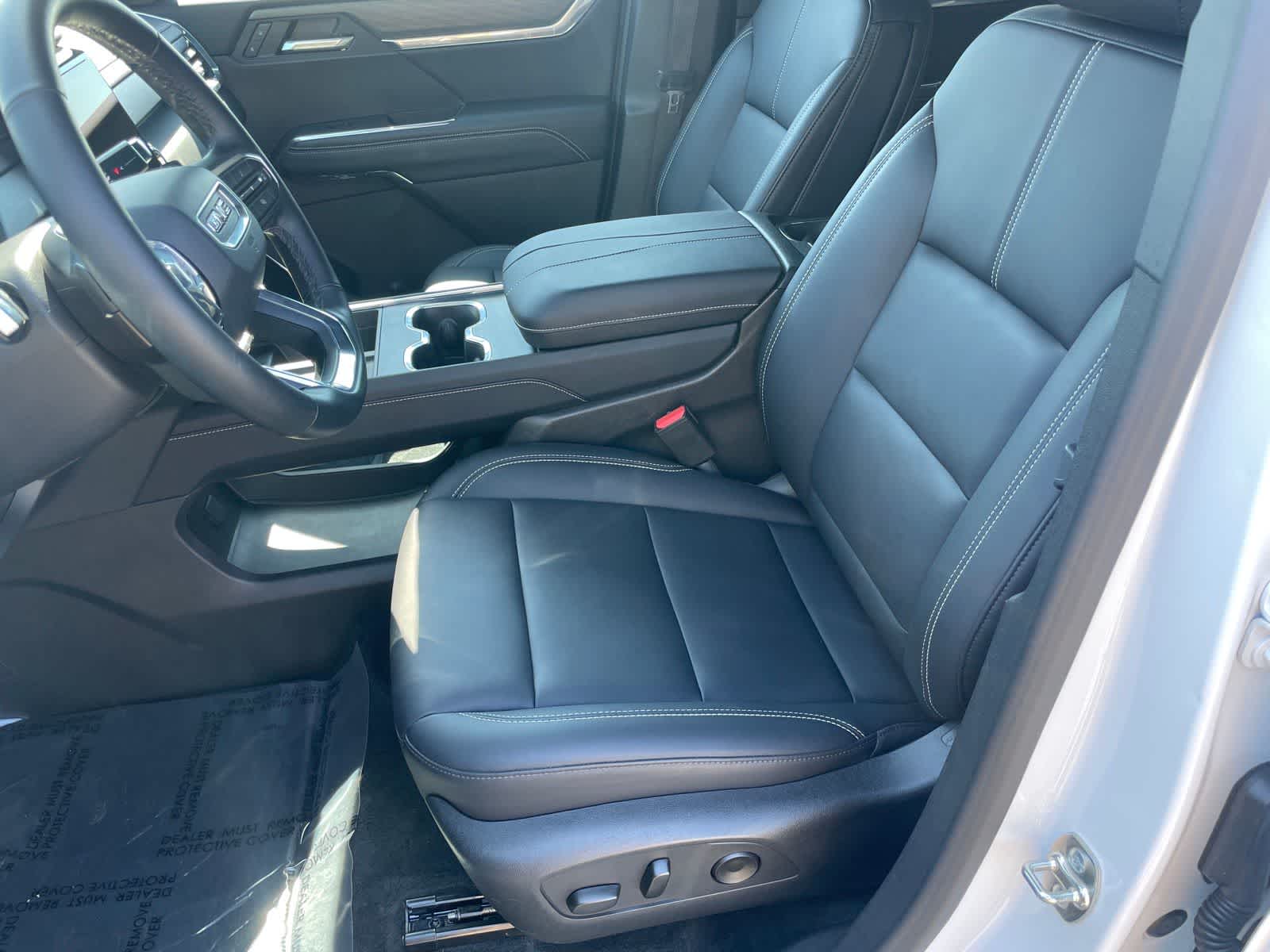 Thumbnail: 2026 GMC Acadia - 10