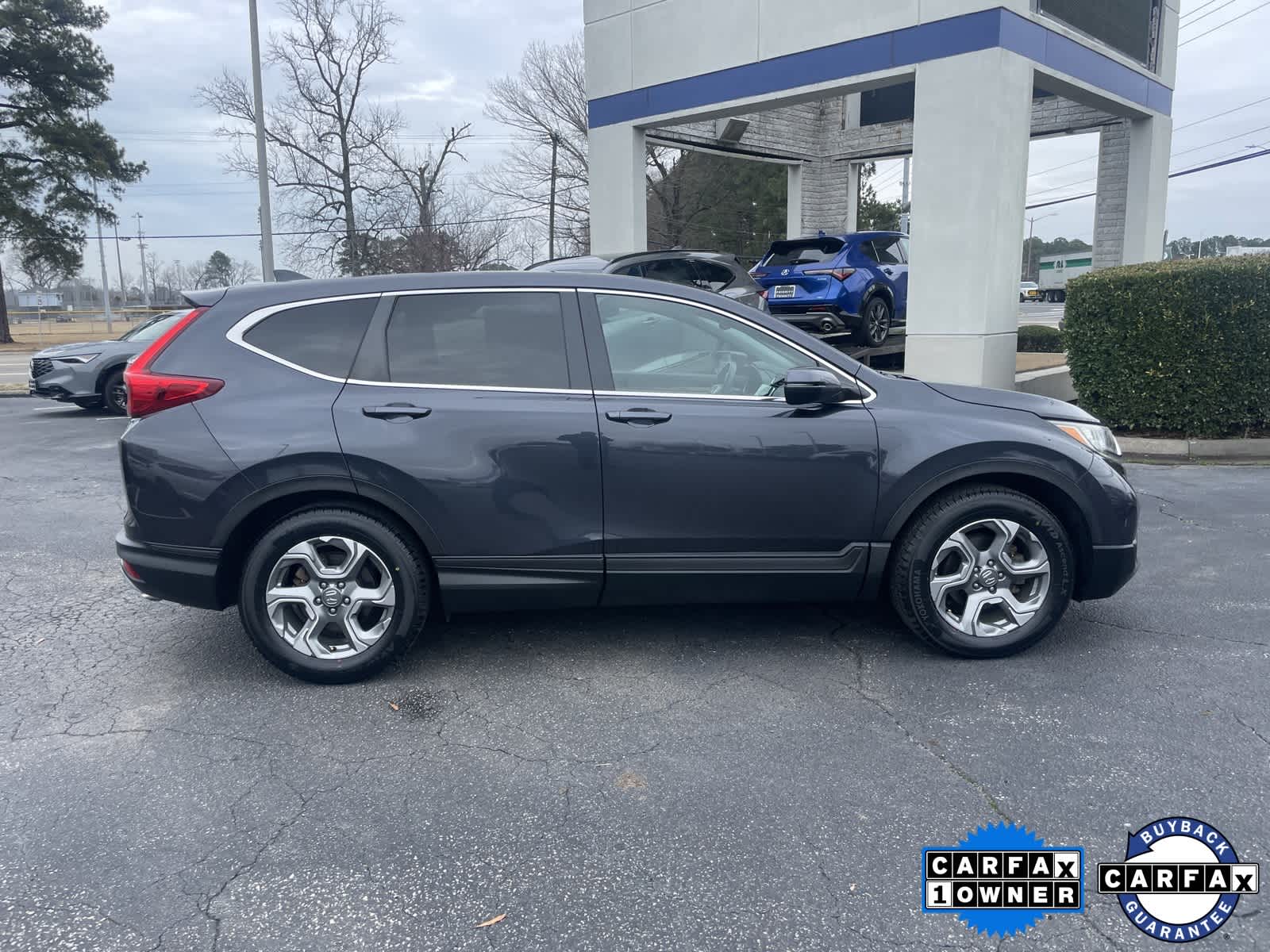 Thumbnail: 2017 Honda CR-V - 6