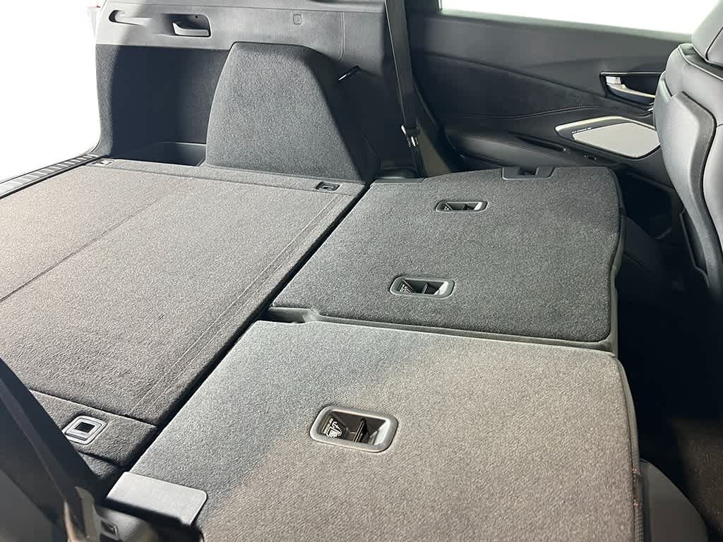 Thumbnail: 2026 Acura RDX - 35