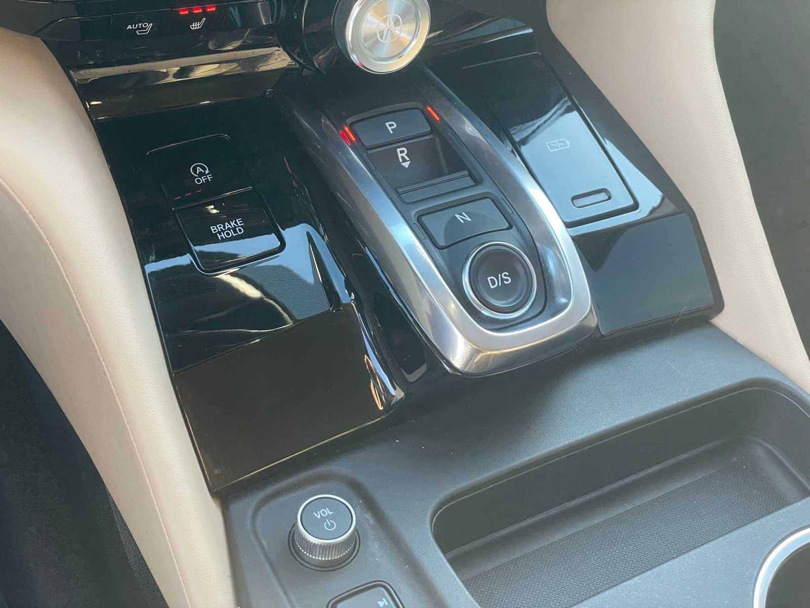 Thumbnail: 2025 Acura MDX - 25