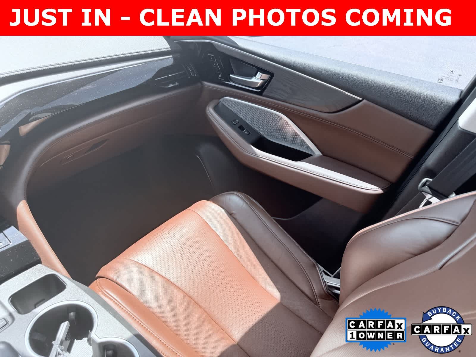 Thumbnail: 2022 Acura MDX - 9