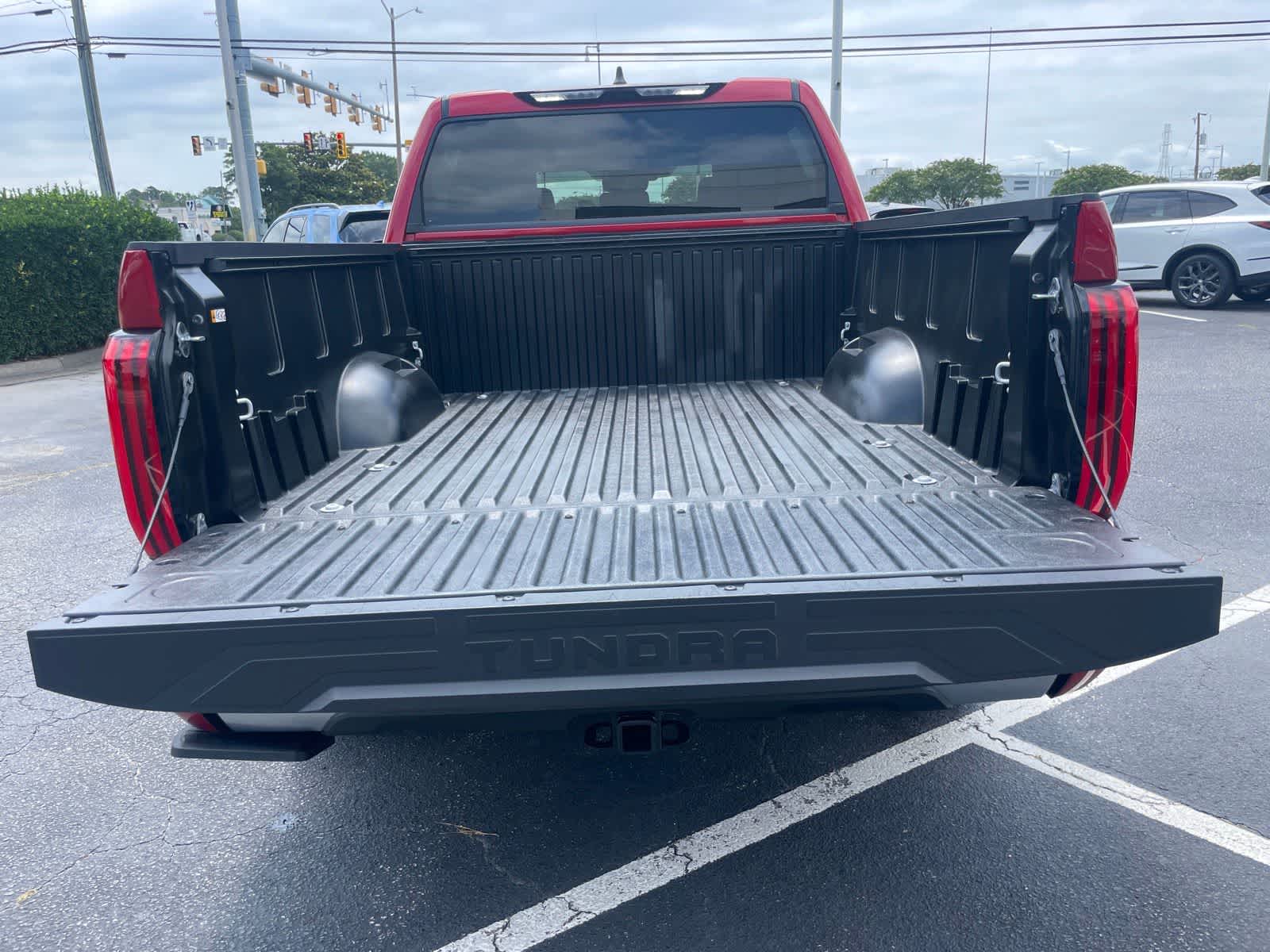 Thumbnail: 2025 Toyota Tundra - 21
