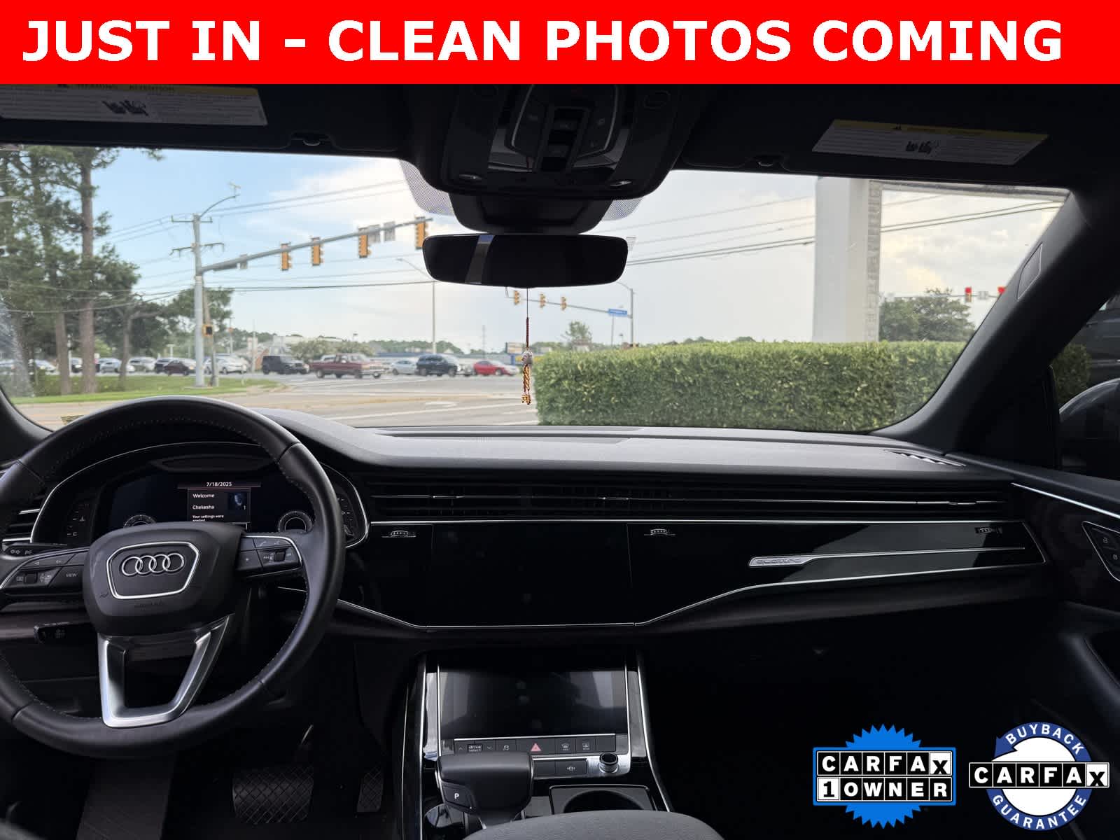 Thumbnail: 2019 Audi Q8 - 14