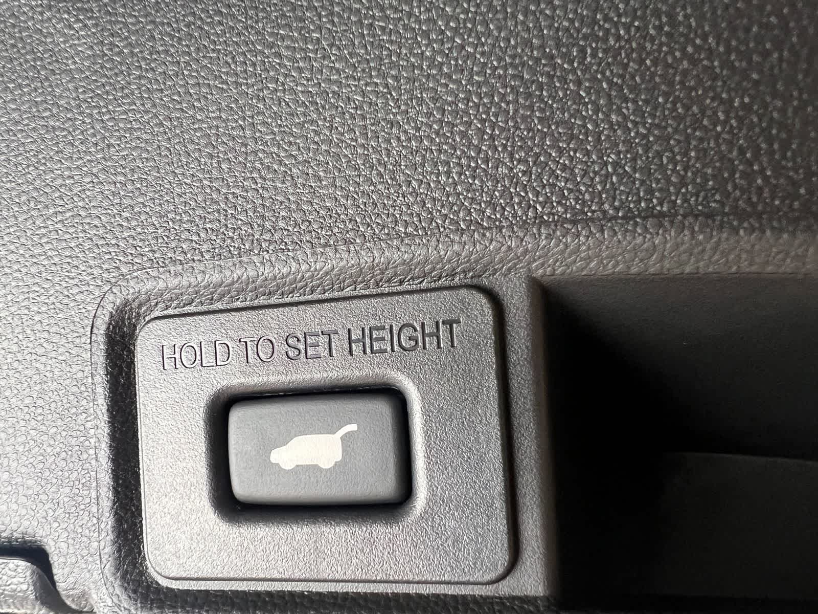 Thumbnail: 2026 Acura RDX - 34