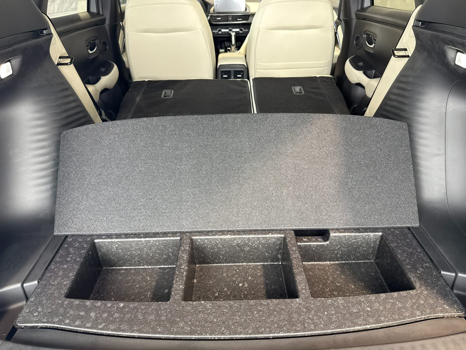 Thumbnail: 2025 Acura ADX - 37