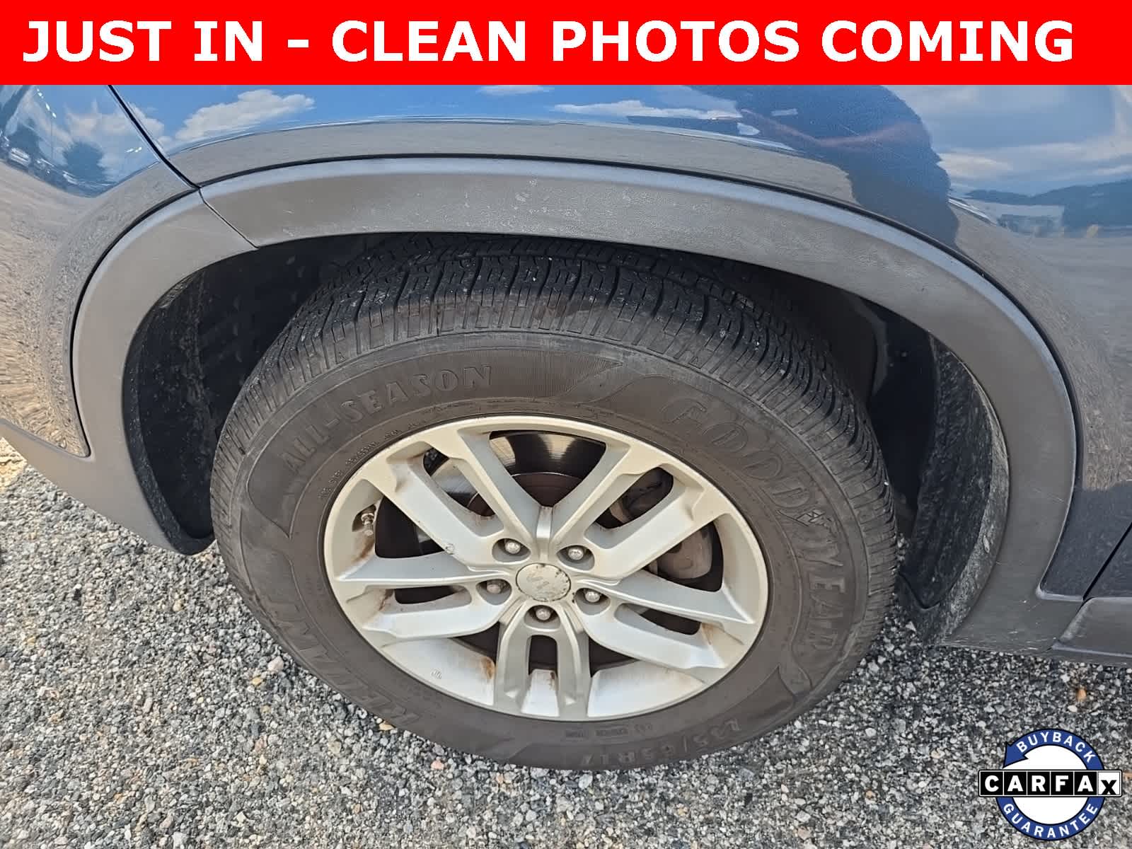 Thumbnail: 2014 Kia Sorento - 2