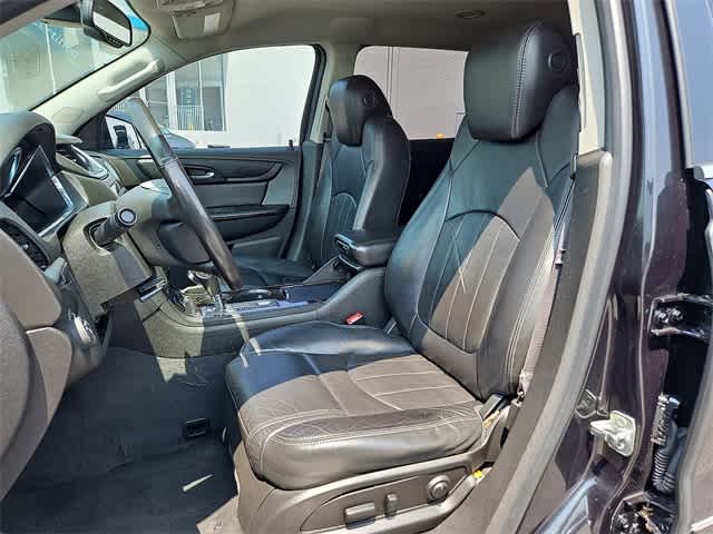 2015 Chevrolet Traverse LTZ 24