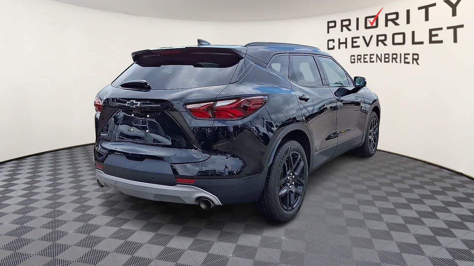 Thumbnail: 2022 Chevrolet Blazer - 8