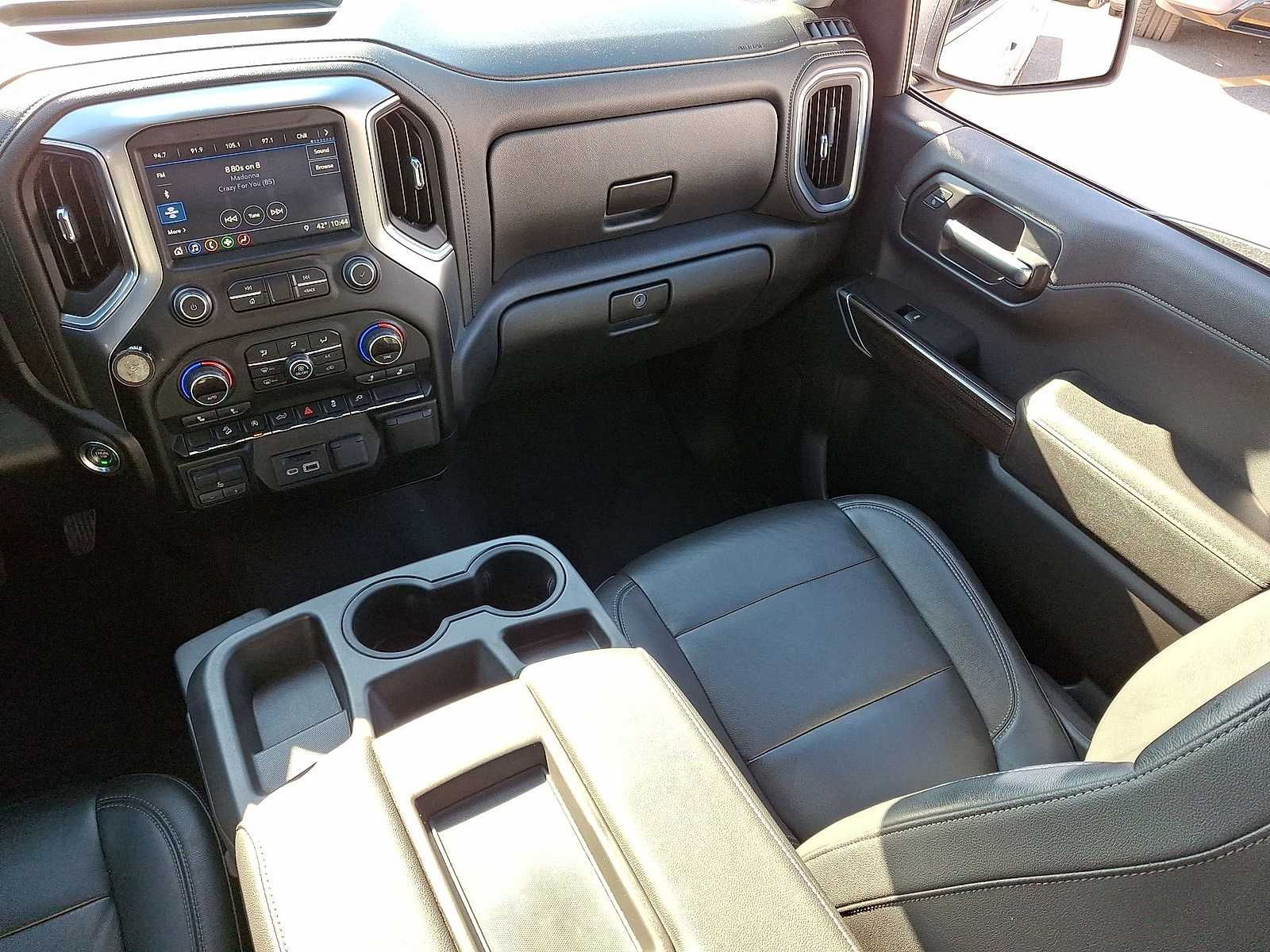 Thumbnail: 2019 Chevrolet Silverado 1500 - 12