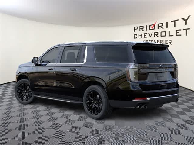 Thumbnail: 2026 Chevrolet Suburban - 3