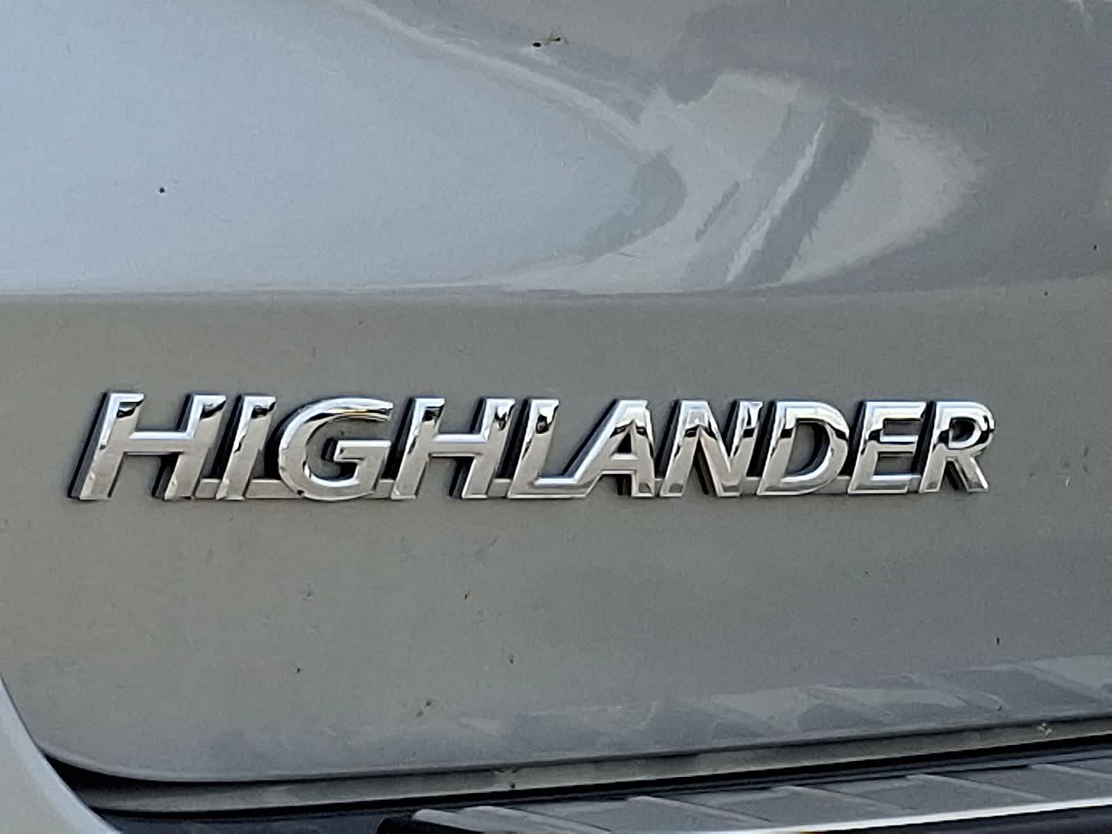 Thumbnail: 2019 Toyota Highlander - 35