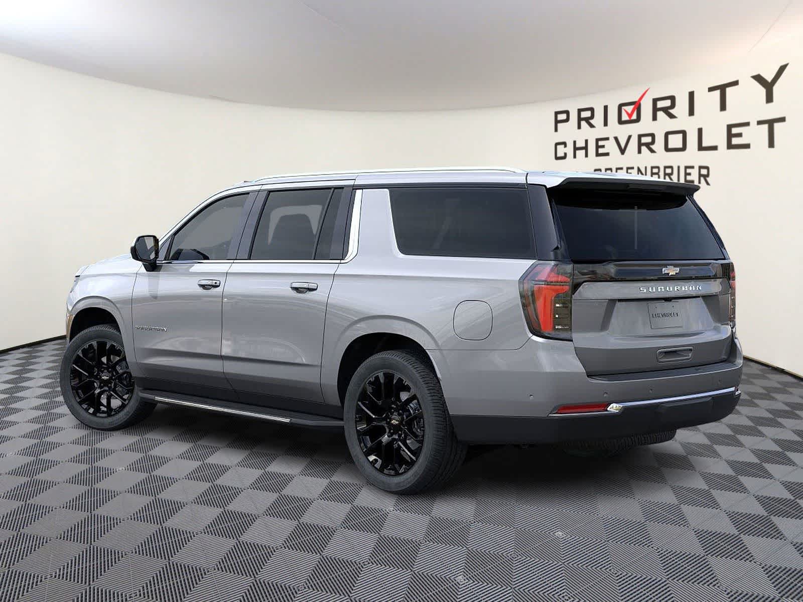 Thumbnail: 2026 Chevrolet Suburban - 3