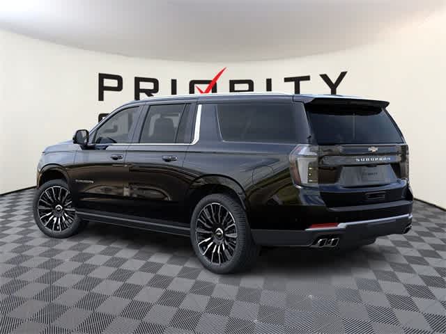 2025 Chevrolet Suburban High Country 3