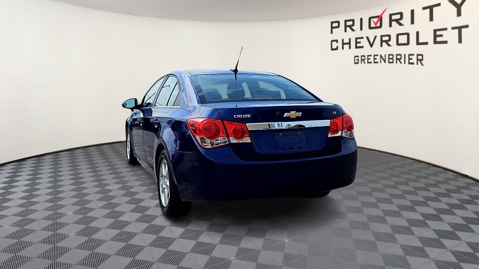 Thumbnail: 2012 Chevrolet Cruze - 6