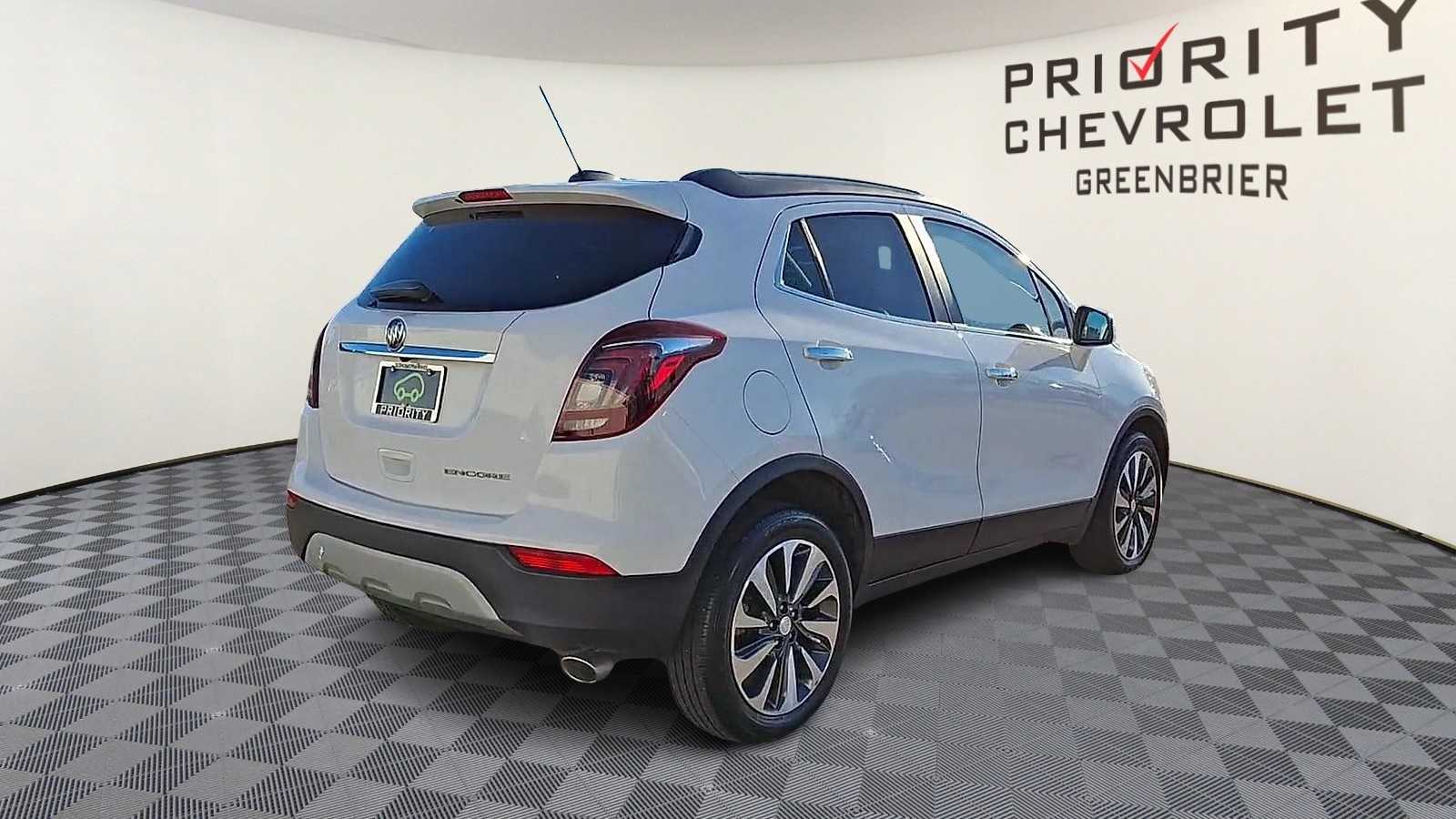 Thumbnail: 2022 Buick Encore - 8