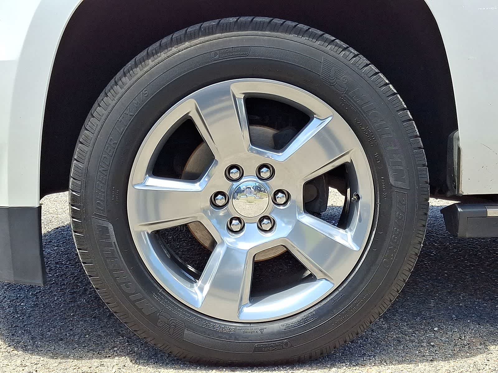 Thumbnail: 2019 Chevrolet Suburban - 40