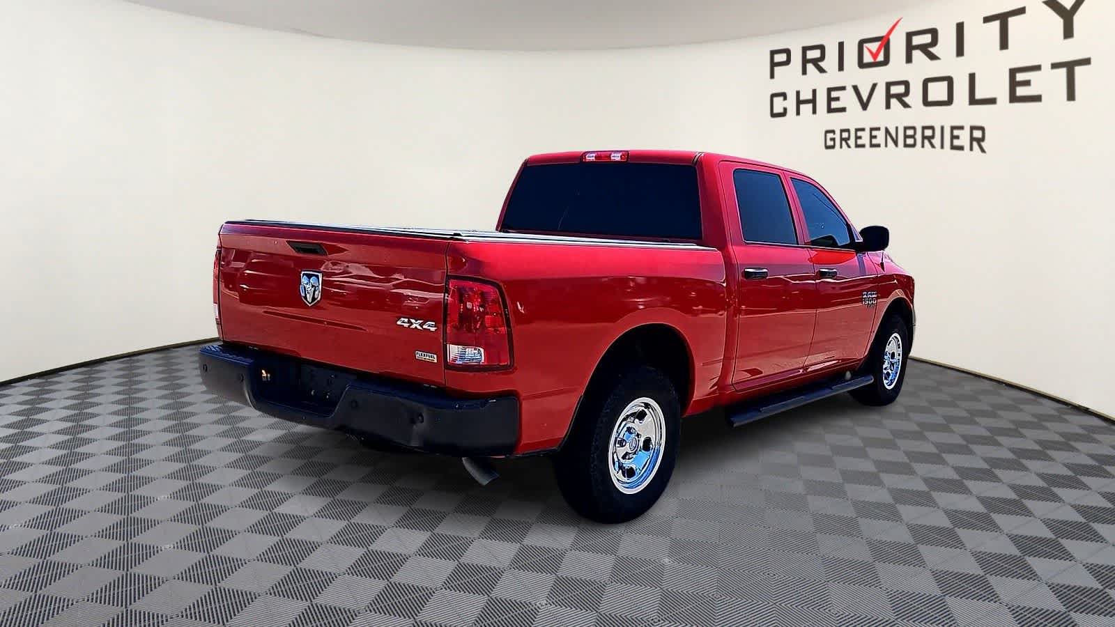 Thumbnail: 2019 RAM 1500 Classic - 8