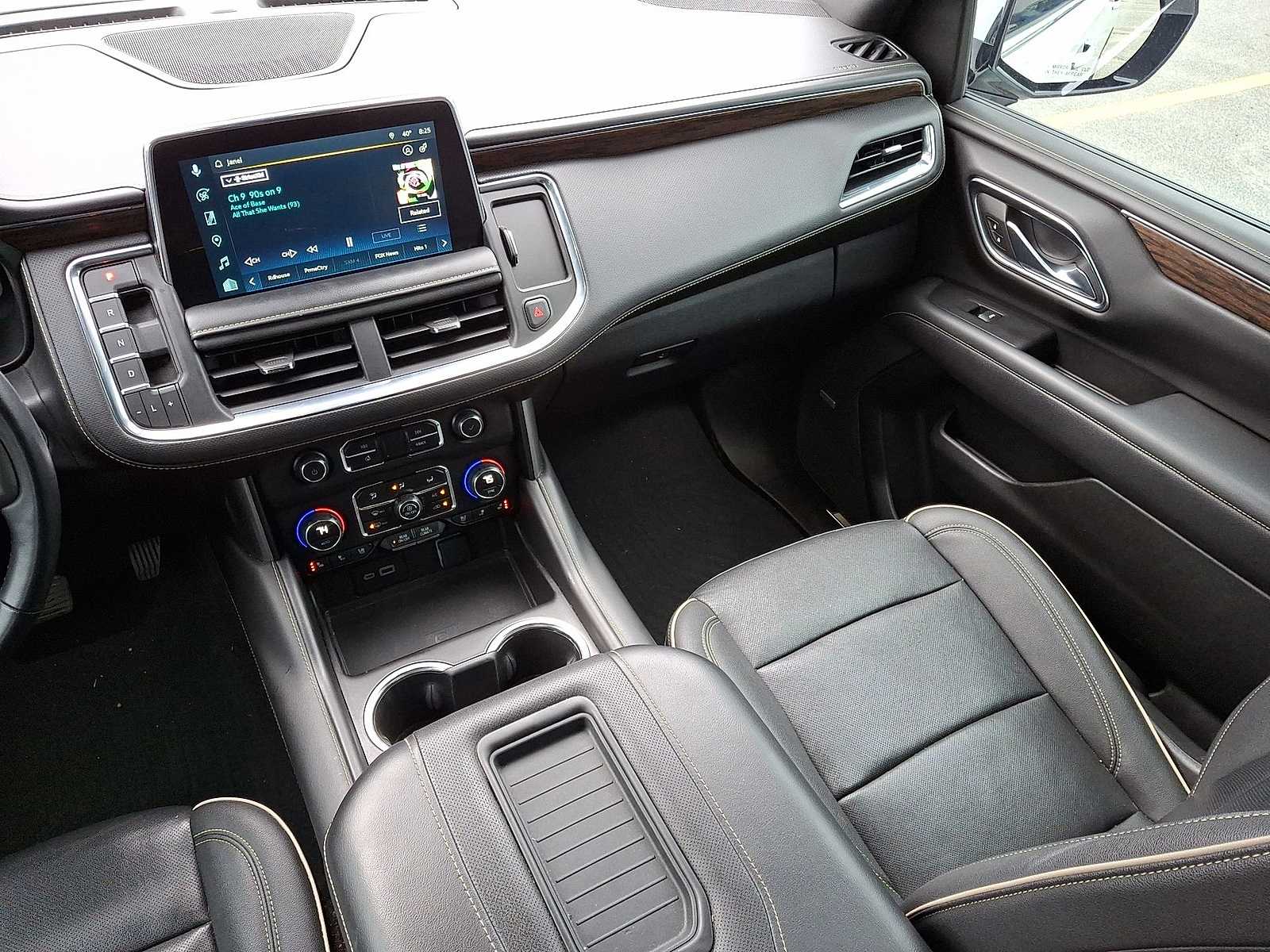 Thumbnail: 2023 Chevrolet Tahoe - 12