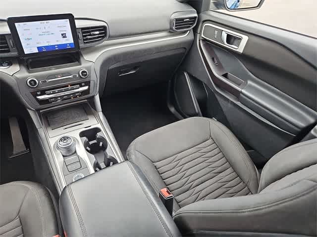 Thumbnail: 2020 Ford Explorer - 12