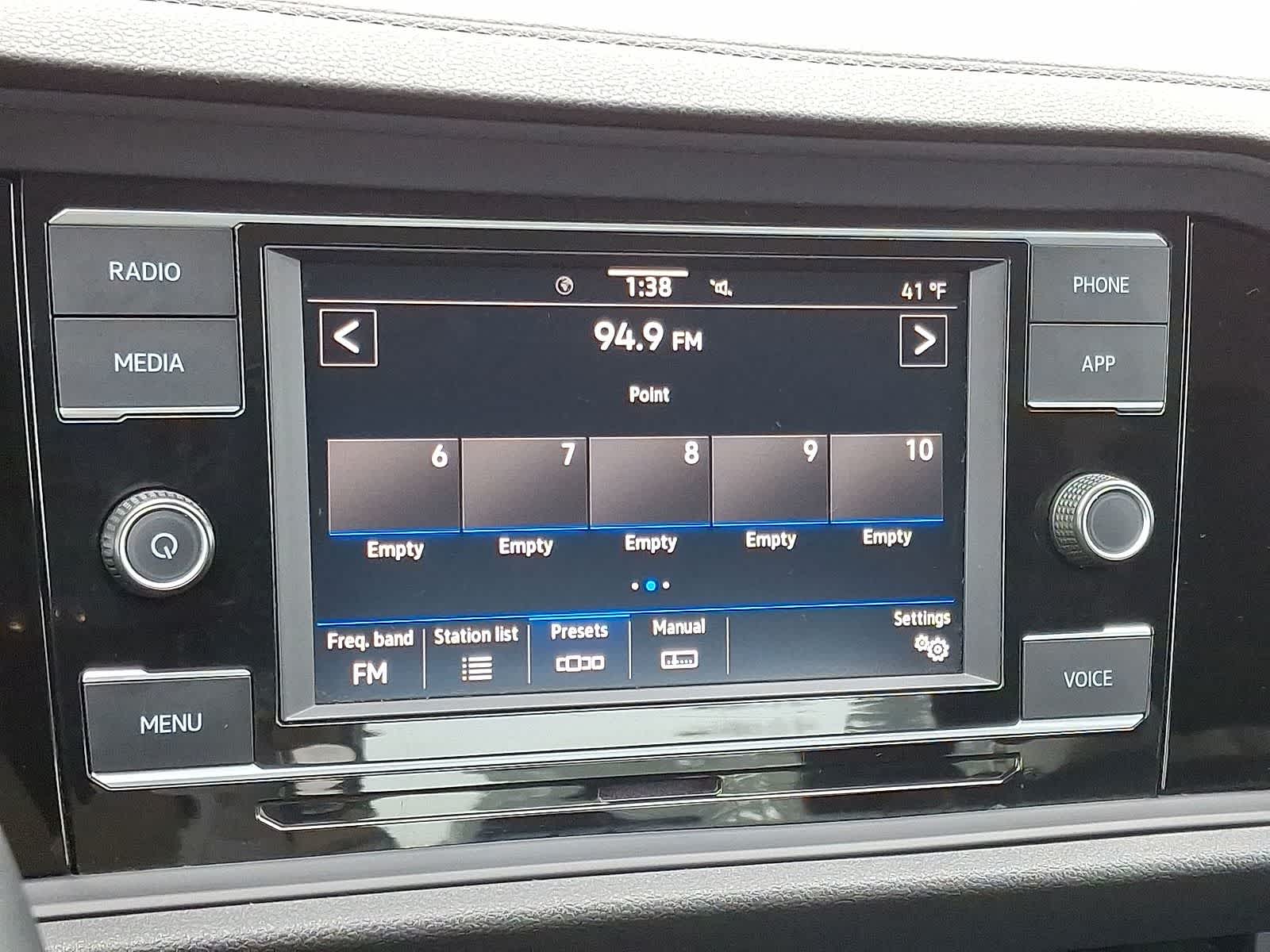 Thumbnail: 2024 Volkswagen Jetta - 19