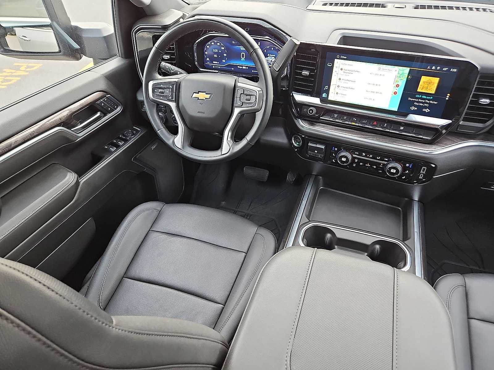 Thumbnail: 2025 Chevrolet Silverado 3500 - 10