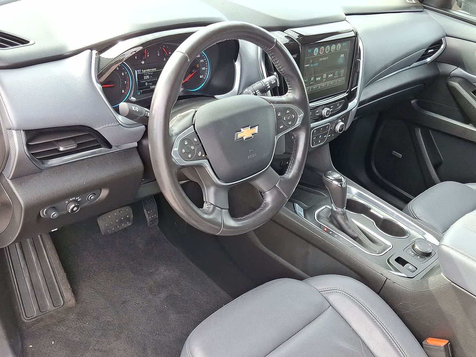 Thumbnail: 2018 Chevrolet Traverse - 16