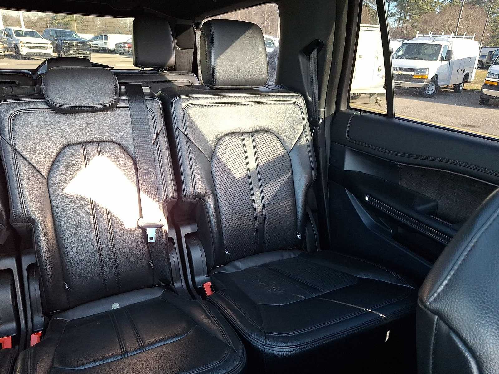 Thumbnail: 2021 Ford Expedition MAX - 15