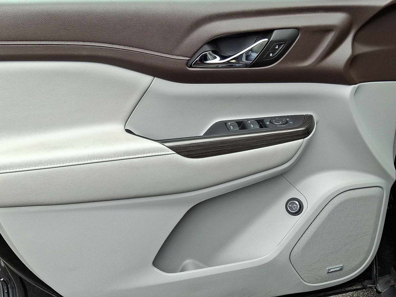 Thumbnail: 2023 GMC Acadia - 28