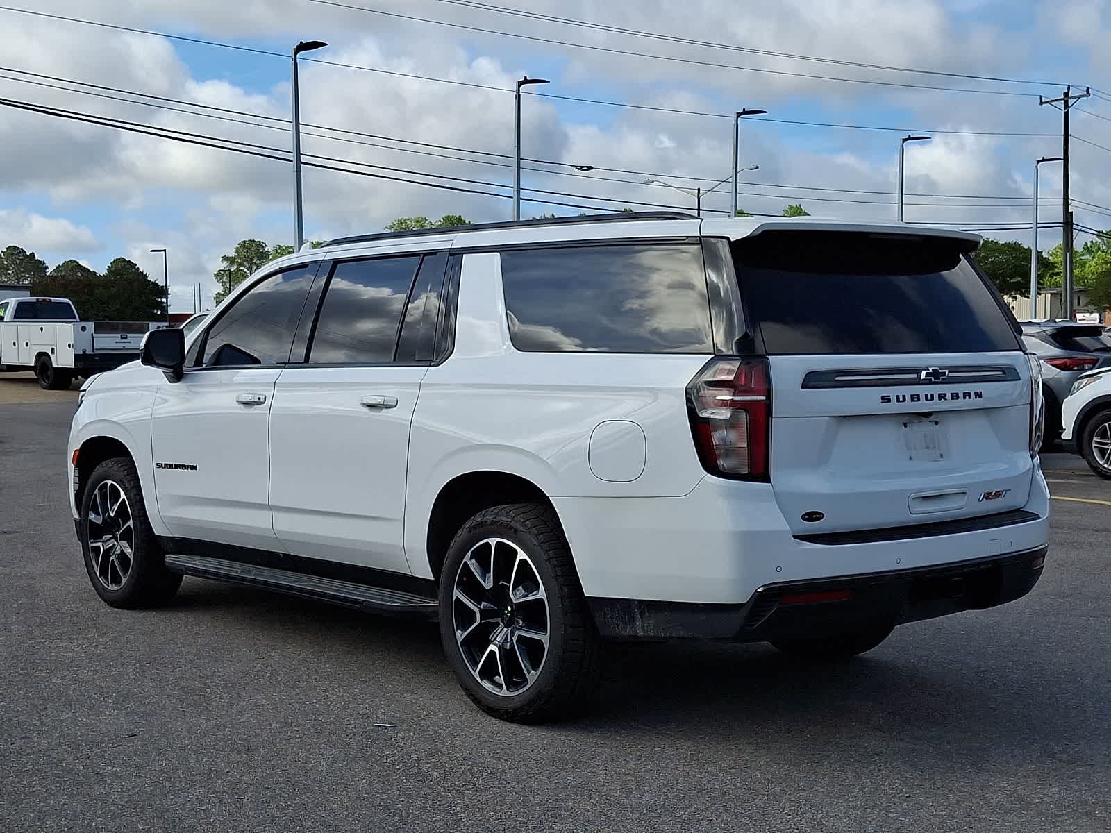 Thumbnail: 2021 Chevrolet Suburban - 4