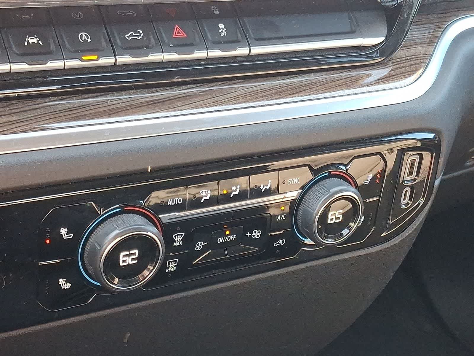 Thumbnail: 2023 Chevrolet Silverado 1500 - 23