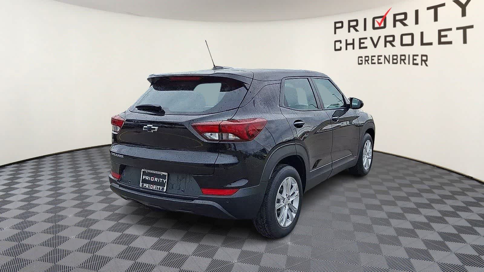 Thumbnail: 2021 Chevrolet TrailBlazer - 8