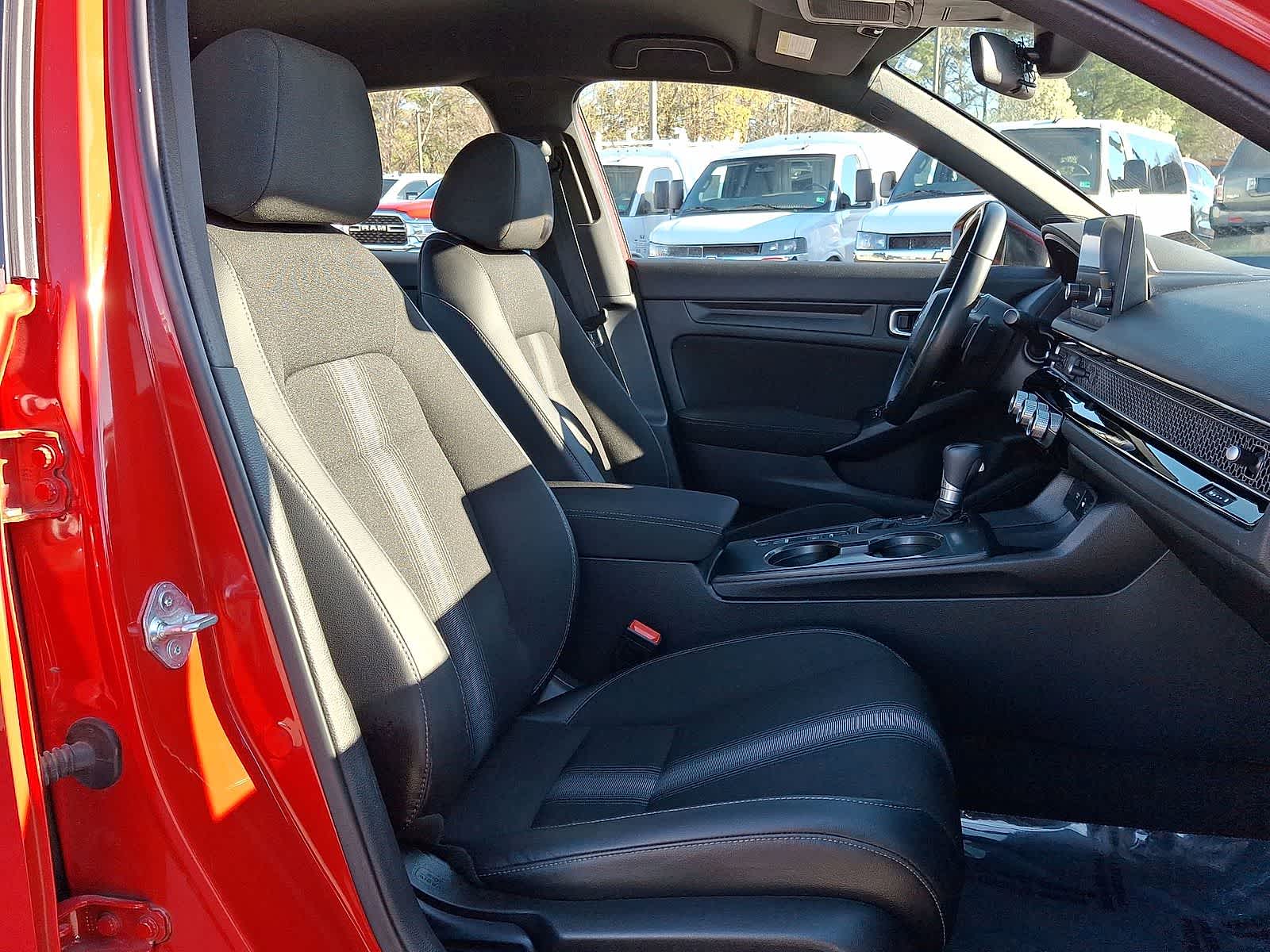 Thumbnail: 2025 Honda Civic - 31