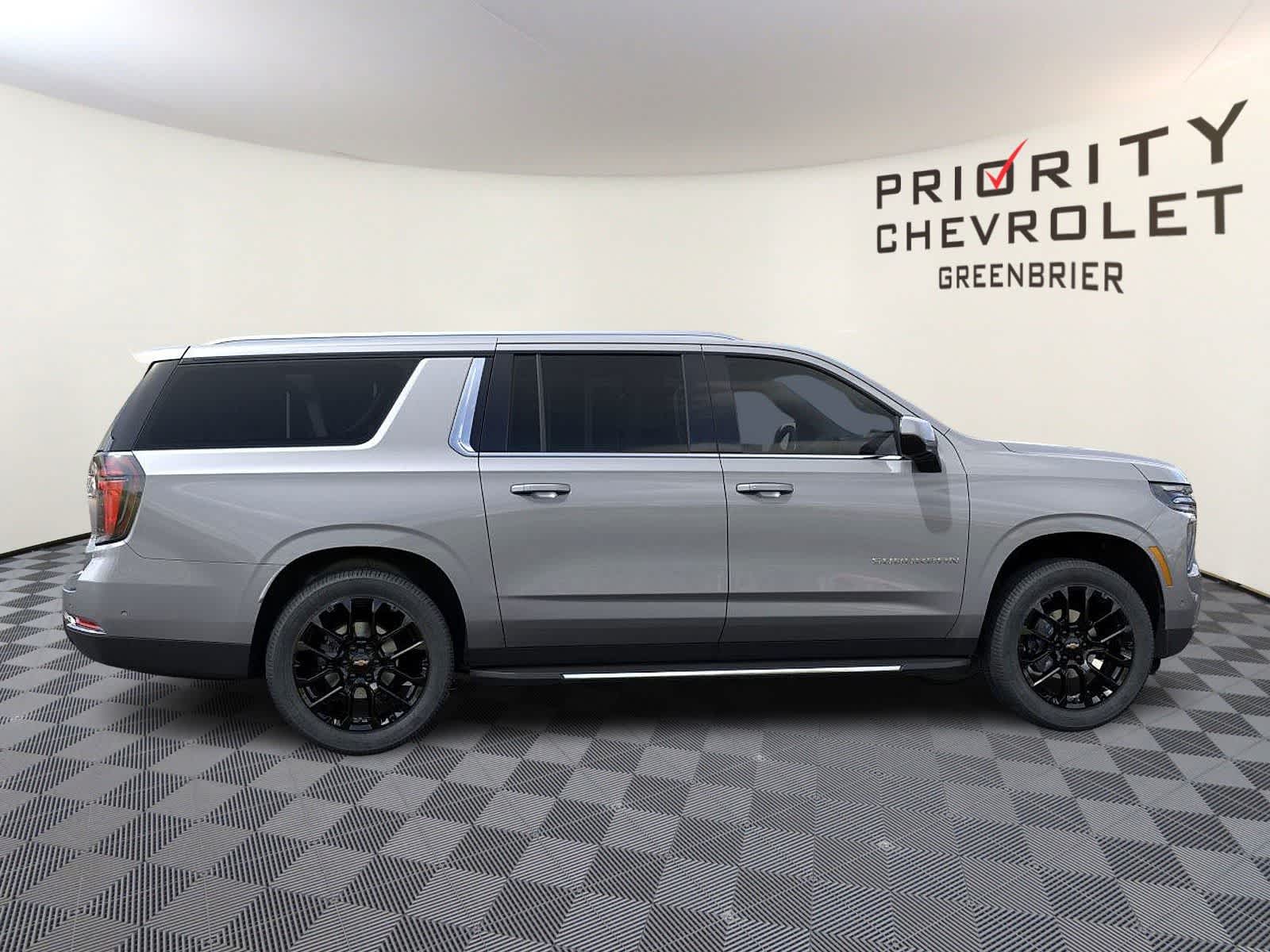 Thumbnail: 2026 Chevrolet Suburban - 5